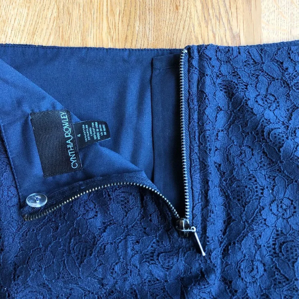 Cynthia Rowley Floral Lace Overlay Skirt Navy Blue Size 4